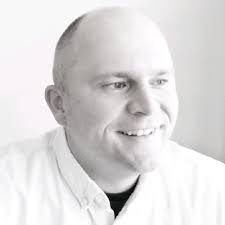 Sandra Zinke's Instagram, Twitter & Facebook