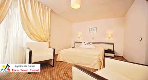 Hotel nufarul va ofera conditii deosebite de cazare la 3 stele. Hotel International Baile Felix Oferte Tratament Baile Felix