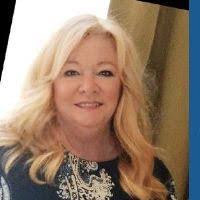 Kathleen Hooker's Instagram, Twitter & Facebook