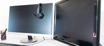 Dual monitor tools is a software package for windows users with dual or multiple monitor setups. Windows 10 Tip Configure A Dual Monitor Setup