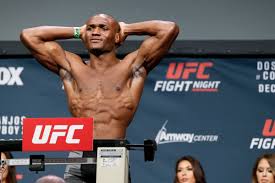 Growing up in auchi alongside his younger brother, mohammed and a younger sister, kamaru lived. Kamaru Usman Wife