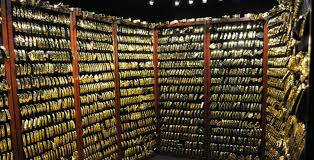 Is there still gold at fort knox? Golf S Fort Knox Step Inside Ping S Golden Putter Vault