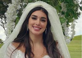 The Lady Ø²ÙØ¬Ù ÙØ±ÙØ¯ÙÙ Ø£Ù Ø£ÙÙÙ ÙØ±ÙÙÙ ØµØ¨Ø±Ù ÙØ§Ù ÙØ°Ø§ Facebook