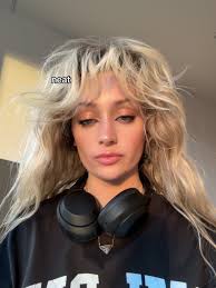 Sophie Morelli (@sewphy) adlı kullanıcının id rather take my whiskey neat