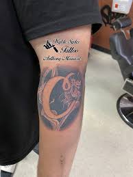 Best Black And Grey Tattoo Artists In San Diego Cookies Logo Tattoo With Smoke Background In 2020 Tattoos Smoke Background Black And Grey Tattoos