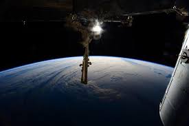 Get the latest updates on nasa missions, watch nasa tv live, and learn about our quest to reveal the unknown and benefit all humankind. Nasa National Aeronautics And Space Administration Commander Barry Butch Wilmore On The International Space Station Shared This Beautiful Image Of Sunrise Earlier Today The Space Station Orbits The Earth About