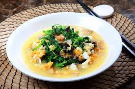 Straccietella soup is an italian soup with shreds or rags of eggs floating in a broth. Qoo10 Bringing The Best To You