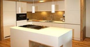 Moderne Kuchen Bei Gfrerer Kuchen In Goldegg Salzburg Moderne Kuche Kuchen Design Haus Kuchen