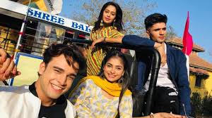 Zeeshan khan may refer to: Krishna Kaul Mugdha Chaphekar Zeeshan Khan And Aparna Mishra Off Screen Masti On Kumkum Bhagya Set Iwmbuzz