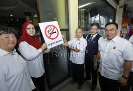 .kementerian kerajaan tempatan dan perumahan sarawak kementerian kerja raya kementerian kesihatan malaysia kementerian kewangan malaysia kementerian komunikasi dan multimedia malaysia kementerian. Sarawak Mula Kuat Kuasa Larangan Merokok Utusan Borneo Online