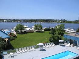 Holiday Inn Grand Haven Spring Lake Grand Haven Grand Haven Restaurants Michigan Beach Towns