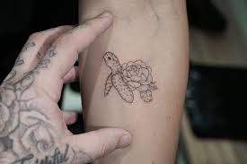 Maybe you would like to learn more about one of these? Tattoos Qurux Badan Oo Qurux Badan Marka Cabirku Uusan Macno Lahayn Tattoo