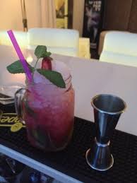 This cocktail is all about the late spring garden. D Clas Gin Cocktail Fuengirola Picture Of Max Bar Spain Fuengirola Tripadvisor
