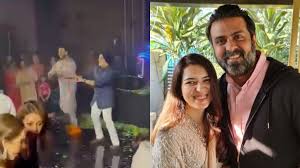 Yes · raj was a college dropout,who started his business after a visit to nepal in the 90s, which . Raj Kundra Does Bhangra Video At Harman Baweja Sasha Ramchandani Sangeet Shilpa Shetty Are You Watching Celebrities News India Tv