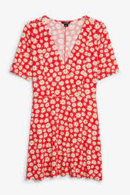 #lovely aesthetic #groovymimi #soft aesthetic #cottagecore #beautifulnature #greenery #flowers #country life #green aesthetic #farm life #farmcore #gif #flower gif #white flowers #clothes line #old clothes #simple living #country living. Monki Wrap Dress Short Wrap Dress Clothes