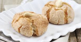 Delicieux Petits Macarons Italiens Croustillants A L Exterieur Et Moelleux A L Interieur Macaron Amande Recette Sans Sucre Macaron