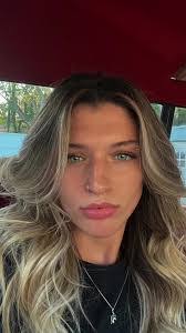 Abby Locklear's Instagram, Twitter & Facebook