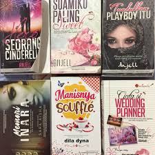 Nak tolong tu memanglah boleh. Novel Preloved Hero Seorang Cinderella Suamiku Paling Sweet Tundukkan Playboy Itu Shopee Malaysia
