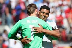 Keylor navas, la manchester united! David De Gea Was Greeted By Real Madrid Players After Shoot Out But Man United Fans Are Feeling Optimistic Mirror Online