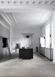 5 Modern Kitchens For The Stylish Minimalist The Edit Interieur Maison Interieur Moderne De Cuisine Architecte Interieur