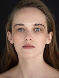 Rotes Leder, Education/Training Production, Thriller, 2023