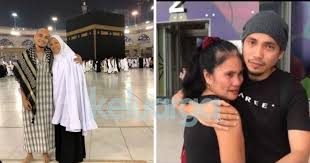 Biarpun sudah 14 tahun mendirikan rumah tangga, pasangan mark adam, 38, dan nor azad redzuan, 38, bersedia untuk menerima anak angkat. Jarang Tengok Anak Lelaki Menangis Mark Adam Kongsi Momen Bersama Ibu Buat Netizen Sebak Terharu Keluarga