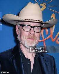 30点のBooth Savageの写真と高解像度写真