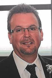 Ron Caster's Instagram, Twitter & Facebook