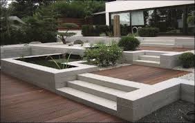 28 Concept Bassin A Poissons Pour La Beaute De Votre Maison Idee De Deco Escalier De Jardin Creation De Terrasse Jardin Moderne