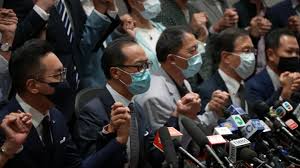 Hong kong will hopefully see some economic growth in 2021, unless the pandemic situation does not go away despite the city's coronavirus restrictions, says chief executive carrie lam. Hong Kong Protesters Come Out As 47 Pro Democracy Figures Appear In Court Cnn