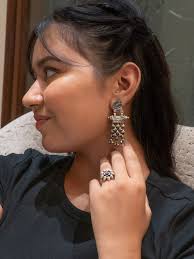 Pleacock Flower Jali Earrings