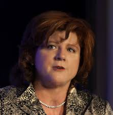 Toni Moss's Instagram, Twitter & Facebook