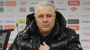 Fostul campion din liga 1 a ajuns la un moment dat pe primul loc în super lig, performanță incredibilă pentru o echipă fără tradiție și cu un singur sezon pe prima scenă a fotbalului din turcia. Ephjngsnvgnpam