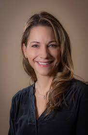 Courtney Lott's Instagram, Twitter & Facebook