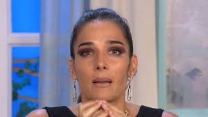Su hija ámbar la retó y tuvo que cumplirle un pedido. Rdrcu1hnuechzm