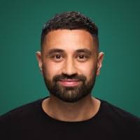 100+ perfiles de «Khatib»