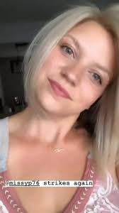 Melissa Cope's Instagram, Twitter & Facebook