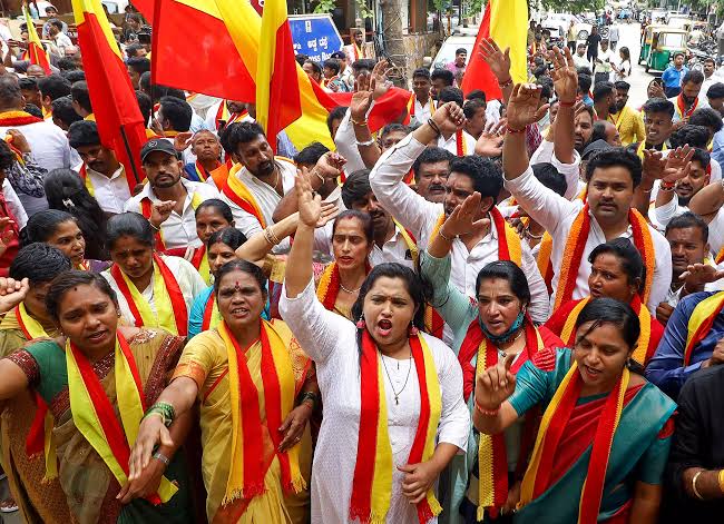 Cauvery issue: Agitation continues in Karnataka against release of water to  TN
