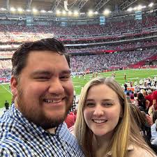 How do I correct an acidic starter with a strong smell?