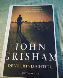 6 52 Weer Een Spannend Avontuur Over De 13 Jarige Theodore Boone Die Zijn Dagen Liever Slijt In De Rechtbank Dan Op School Dit Moordenaar Verhalen Vervolging