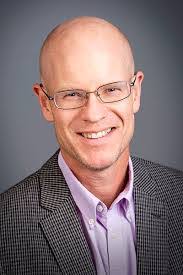 Alex Hunt's Instagram, Twitter & Facebook