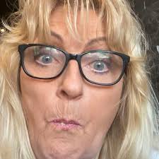 Diana Akela och Anna Wickman Aronsson hamnade i luven på varandra i  "Robinson"