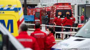 The only independent world health organization (who) recognized one stop platform for verified data and news. Coronavirus Leaves Portugal S Hospitals In A State Of Emergency Coronavirus And Covid 19 Latest News About Covid 19 Dw 03 02 2021
