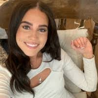 Julia Avina's Instagram, Twitter & Facebook