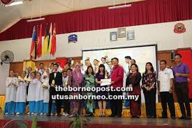Smk Kidurong Dan Sk St Augustine Johan Pertandingan Bicara Berirama Utusan Borneo Online