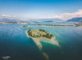 insel ufenau auf dem zurichsee wunderschone schweizer inseln 2 littlecity ch schweizer reiseblog travelblog mit reise ausflugstipps ausflug schweiz reise zurich sehenswurdigkeiten