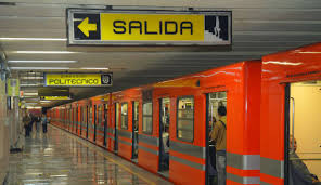 Borders mostly towards the north and east, with several more millions of inhabitants. Sopitas El Metro De La Ciudad De Mexico Cumple 50 Anos Asi Las Cosas W Radio Mexico