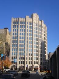 The Shell Building S Limestone Facade And Interior Office Space And Was Built In 1925 As The Corporate Headqua Shell Oil Company Historical Architecture Facade