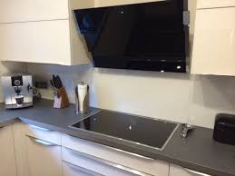 Helle kuche mit dunkler arbeitsplatte elha service kuchenblog. Dunkle Arbeitsplatte Kuchen Forum