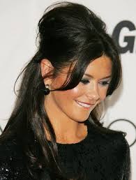 More Pics Of Catherine Zeta Jones Half Up Half Down 1960s Hair Bump Hairstyles Hair Styles